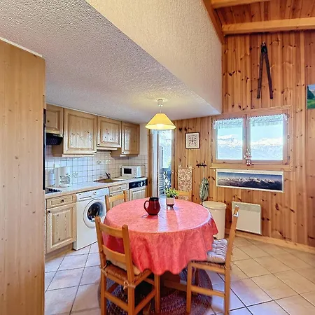 Apartment Avec Garage Proches Bus A - Fr-1-560-126